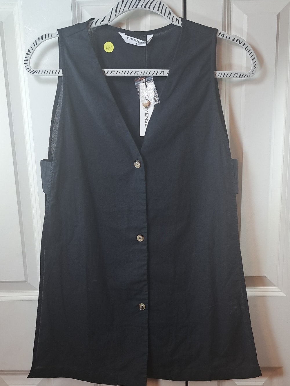 Cummense  Black Button-Front Open Sides Top And SHORTS  NWT